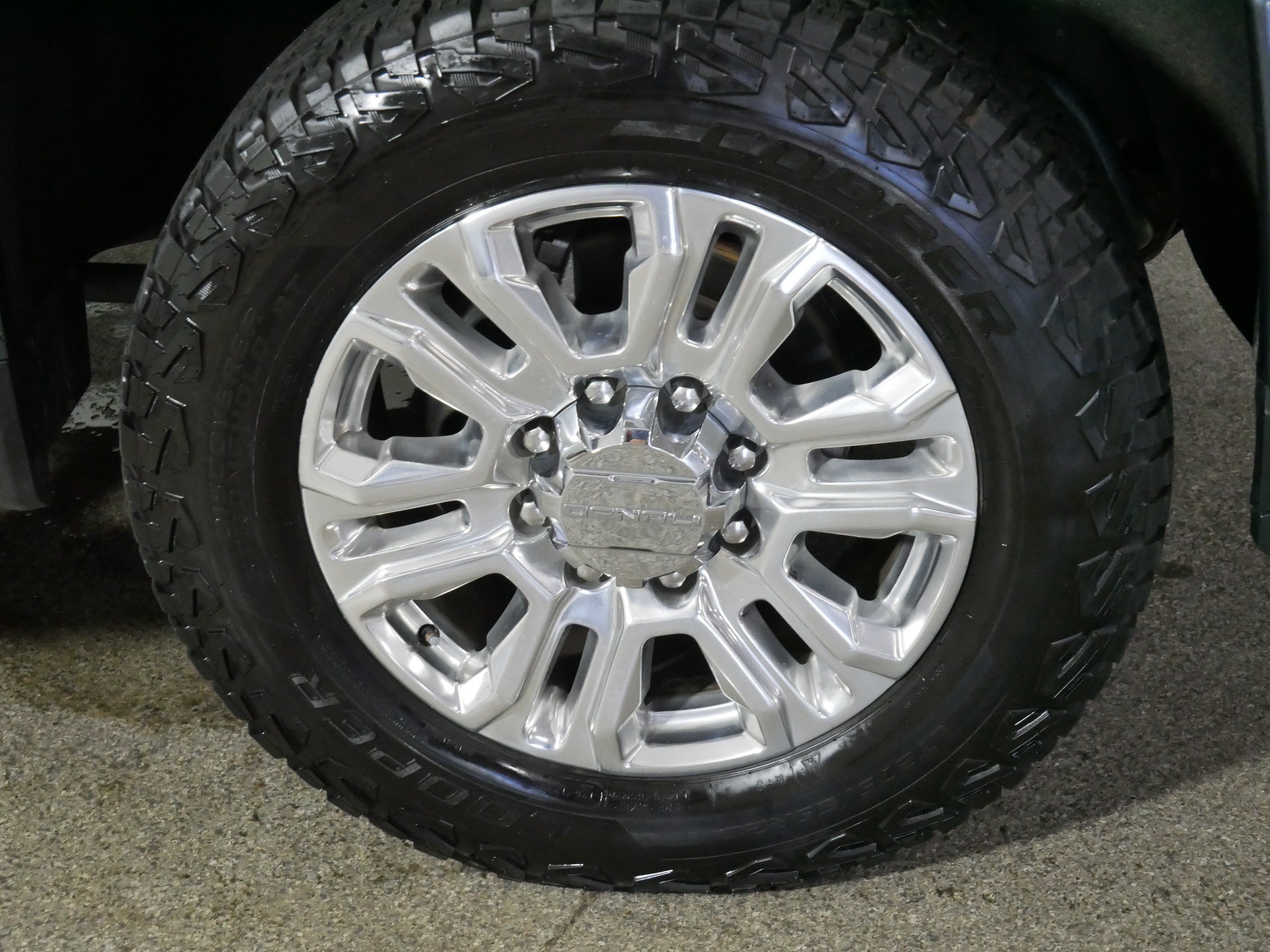 Used 2020 GMC Sierra 2500 Denali w/ Denali Ultimate Package AWD/4WD image 15