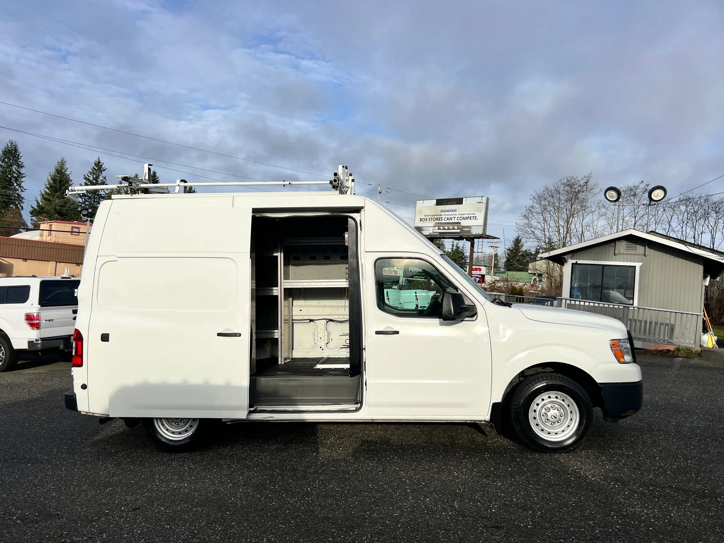Used 2016 Nissan NV 2500 S w/ Power Package image 18