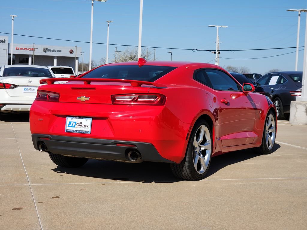 Used 2016 Chevrolet Camaro SS image 10