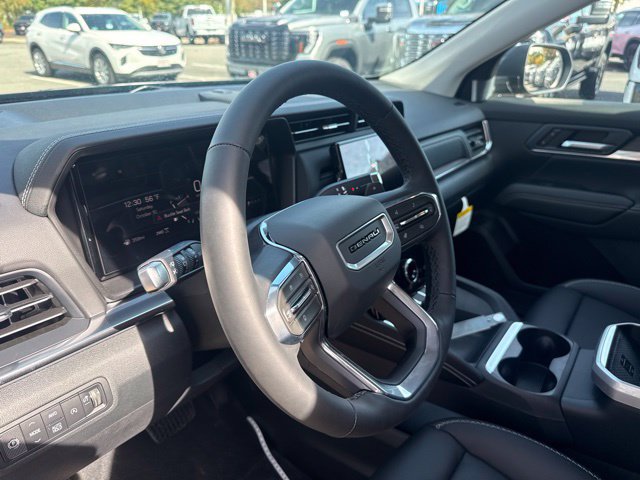 New 2027 GMC Terrain Denali w/ LPO, Black Badging Package AWD/4WD image 13