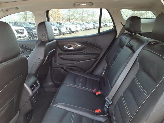 Used 2024 GMC Terrain Denali w/ Denali Premium Package image 6