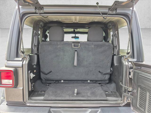 Used 2020 Jeep Wrangler Rubicon AWD/4WD image 6