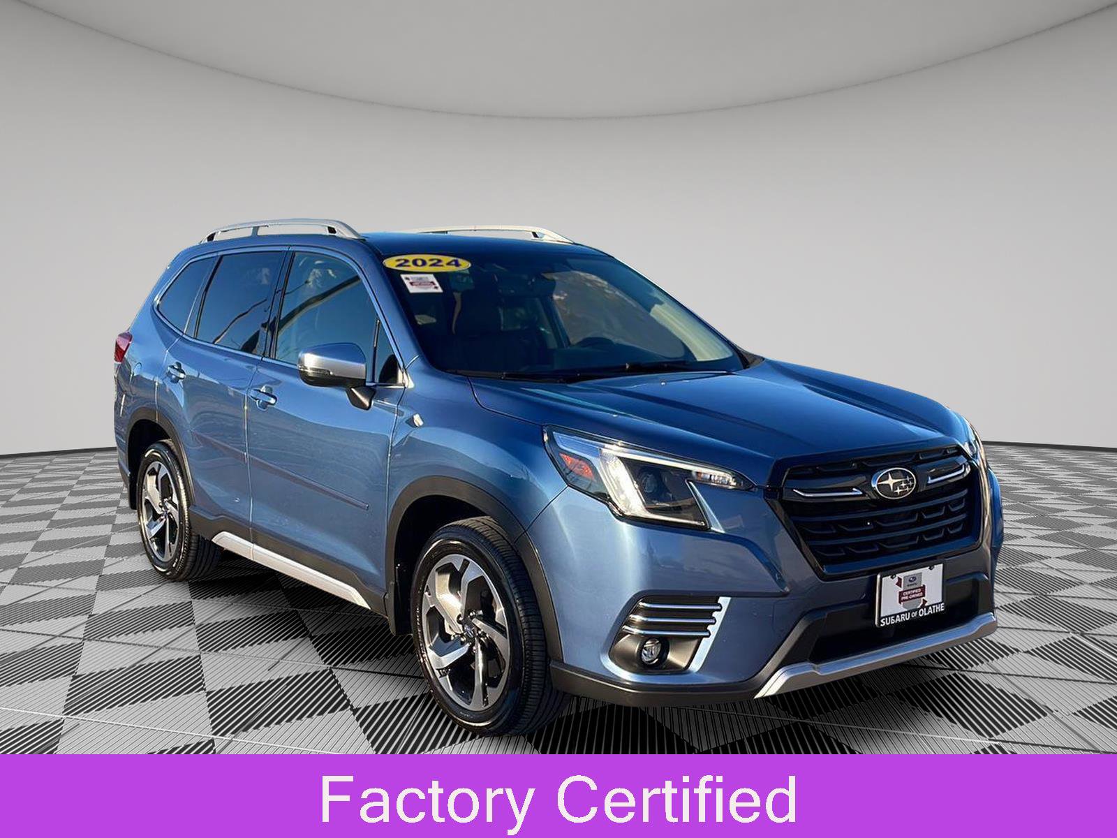 Used 2024 Subaru Forester Touring image 1