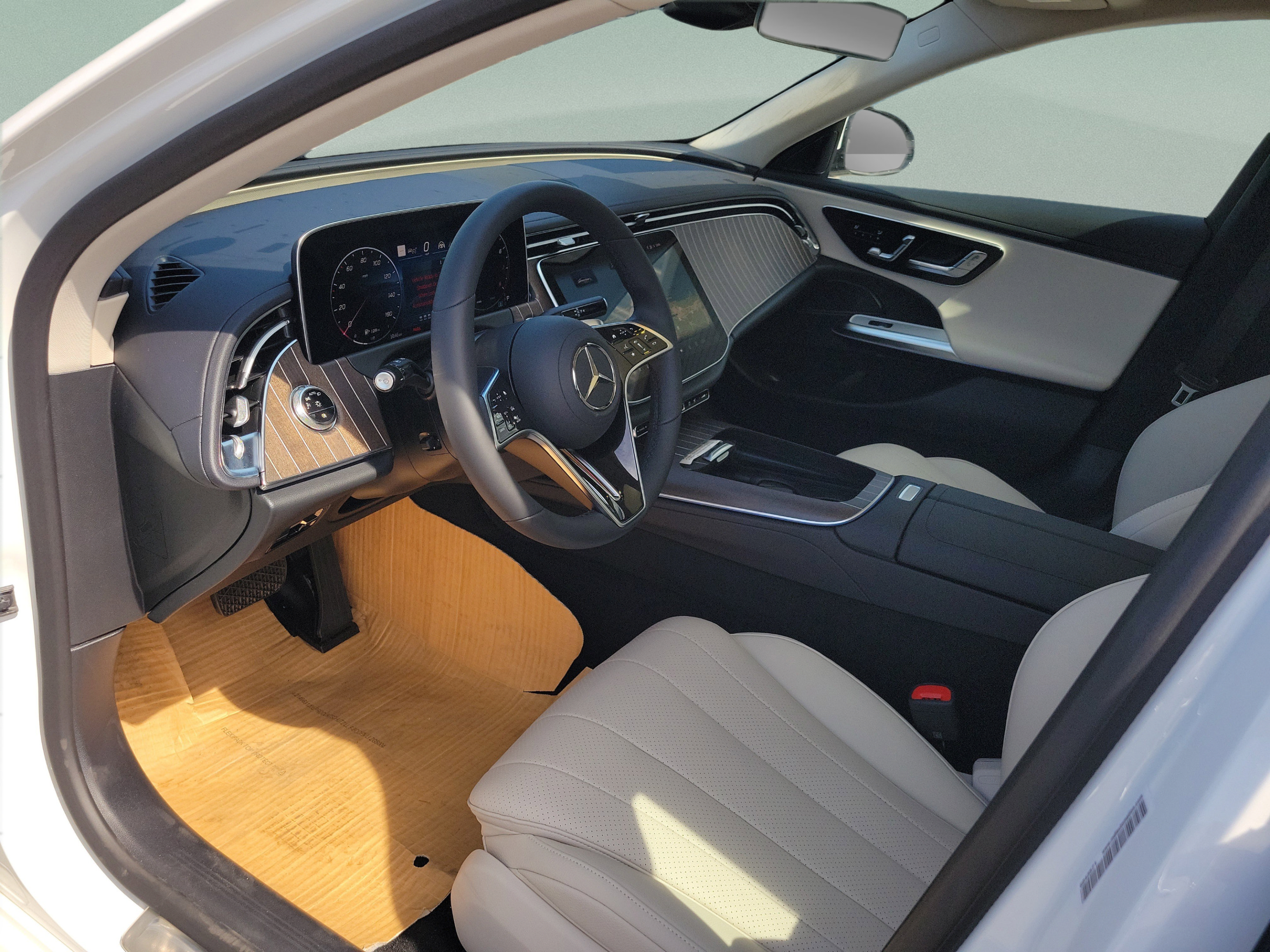 Certified 2026 Mercedes-Benz E 350 4MATIC Sedan image 18