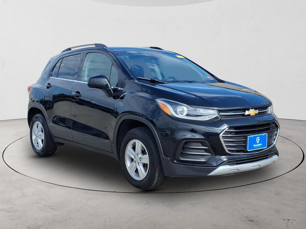 Used 2017 Chevrolet Trax LT AWD/4WD image 3