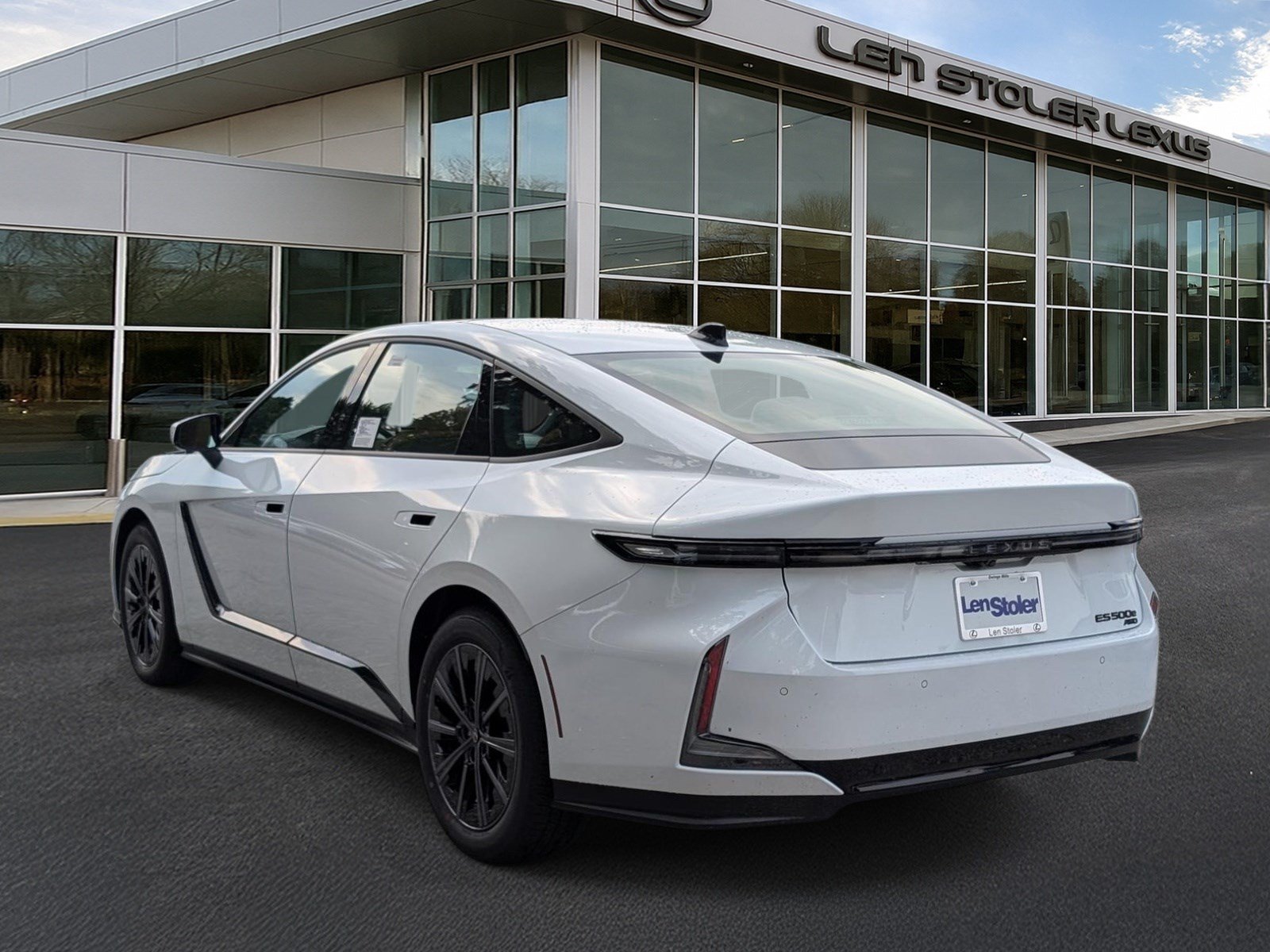 New 2026 Lexus ES 500e w/ Convenience Package AWD/4WD image 3