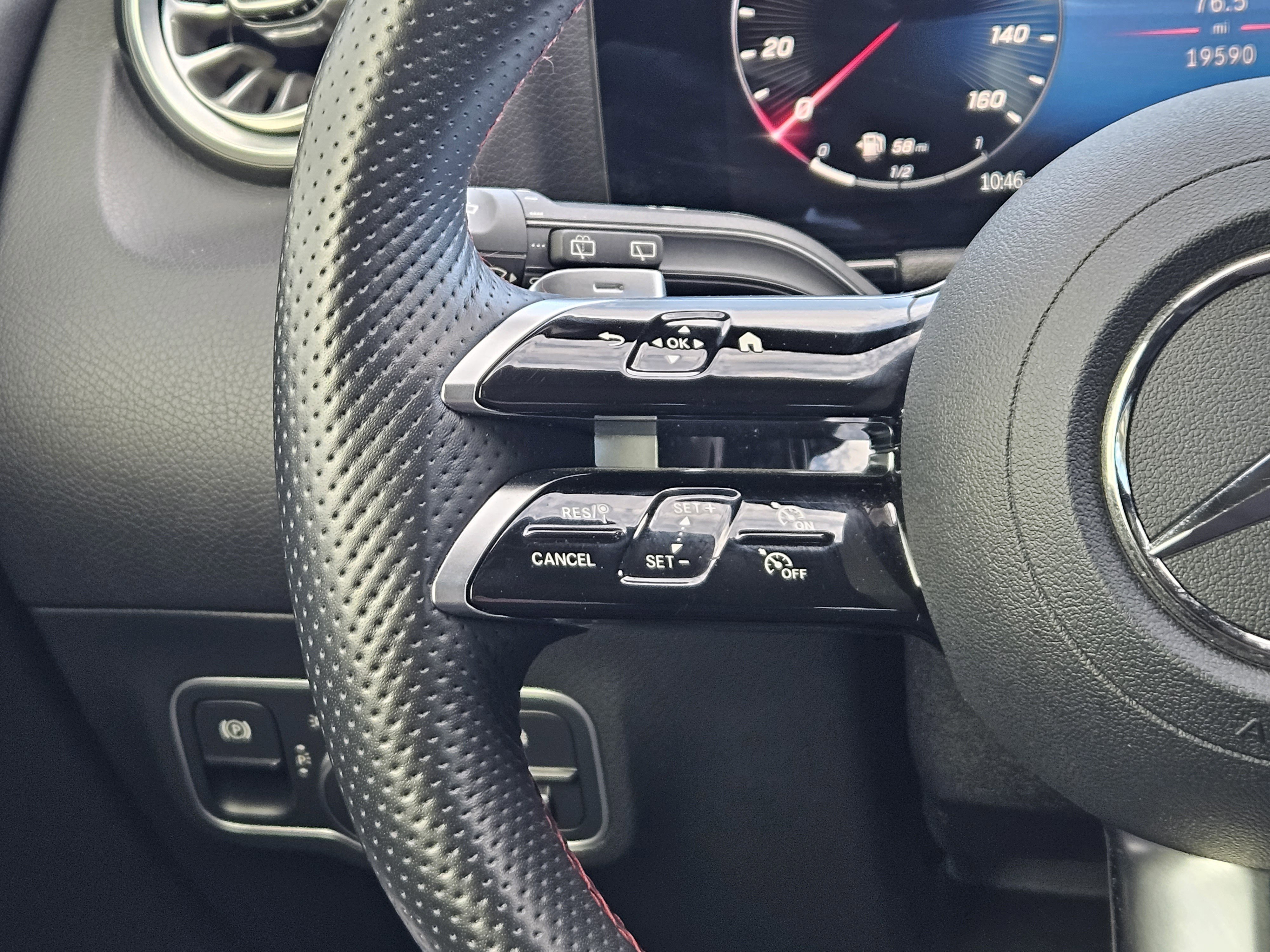 Certified 2024 Mercedes-Benz GLA 250 image 28