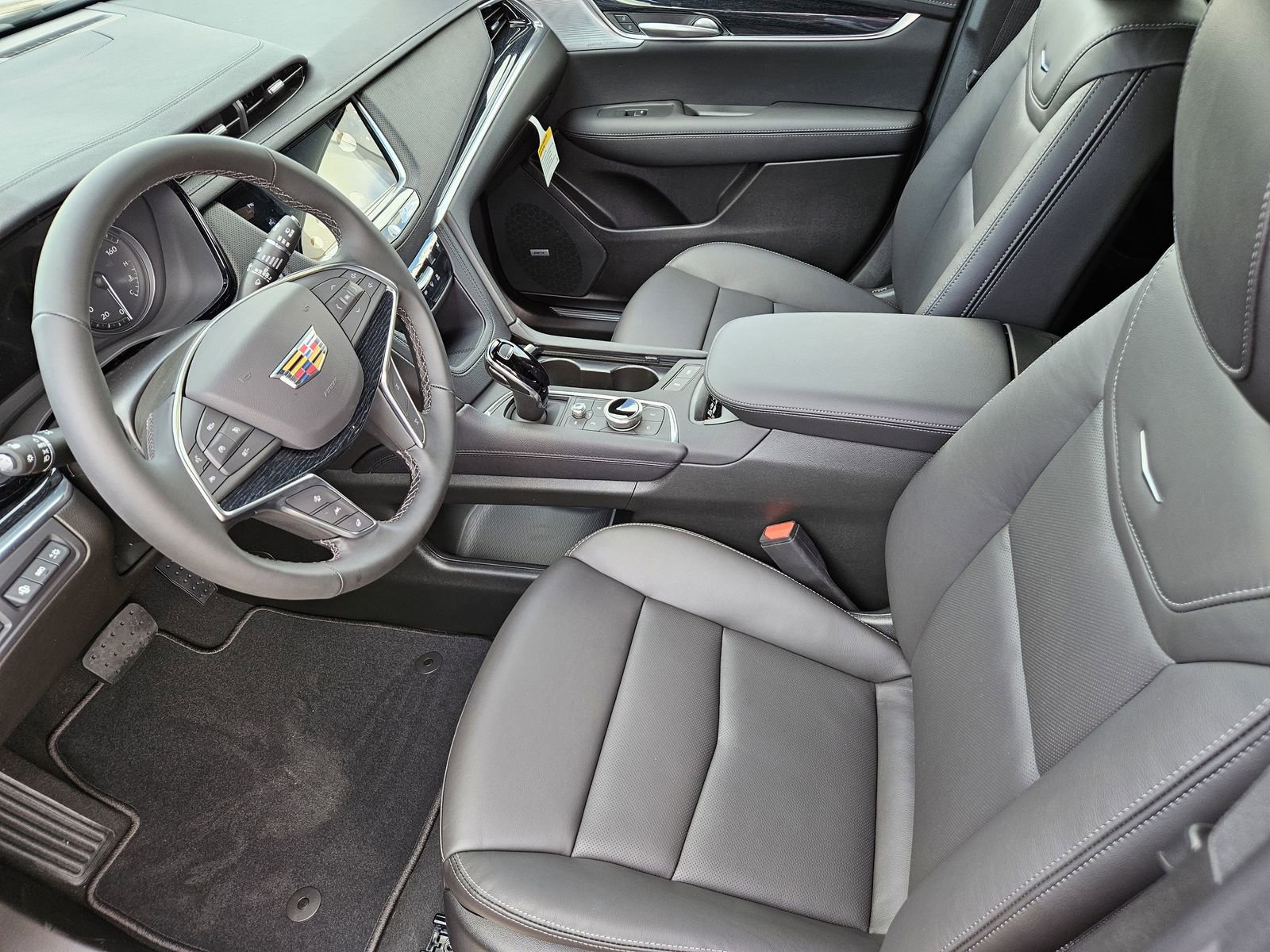 New 2026 Cadillac XT5 Premium Luxury image 16