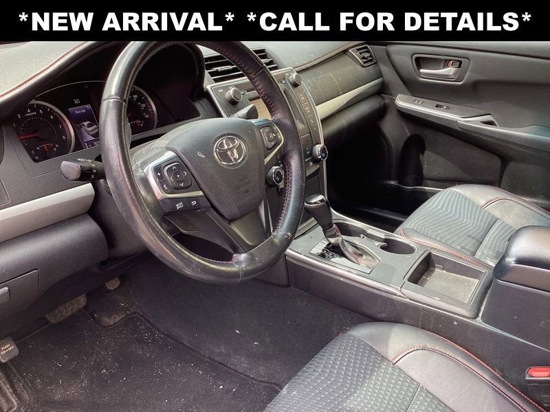 Used 2015 Toyota Camry SE image 10