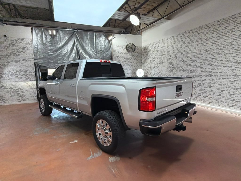 Used 2018 GMC Sierra 2500 Denali w/ Duramax Plus Package AWD/4WD image 5