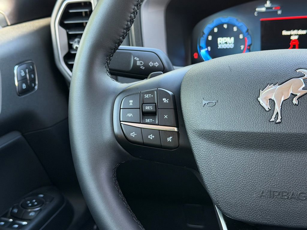 Used 2025 Ford Bronco Sport Badlands image 18