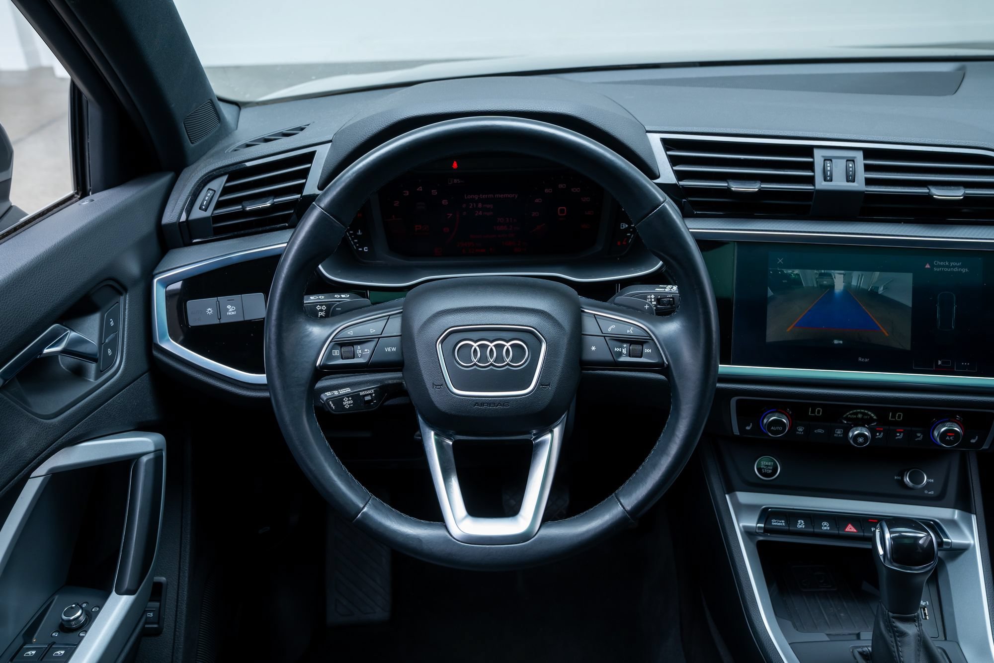 Used 2021 Audi Q3 2.0T Premium Plus w/ Premium Plus Package AWD/4WD image 11