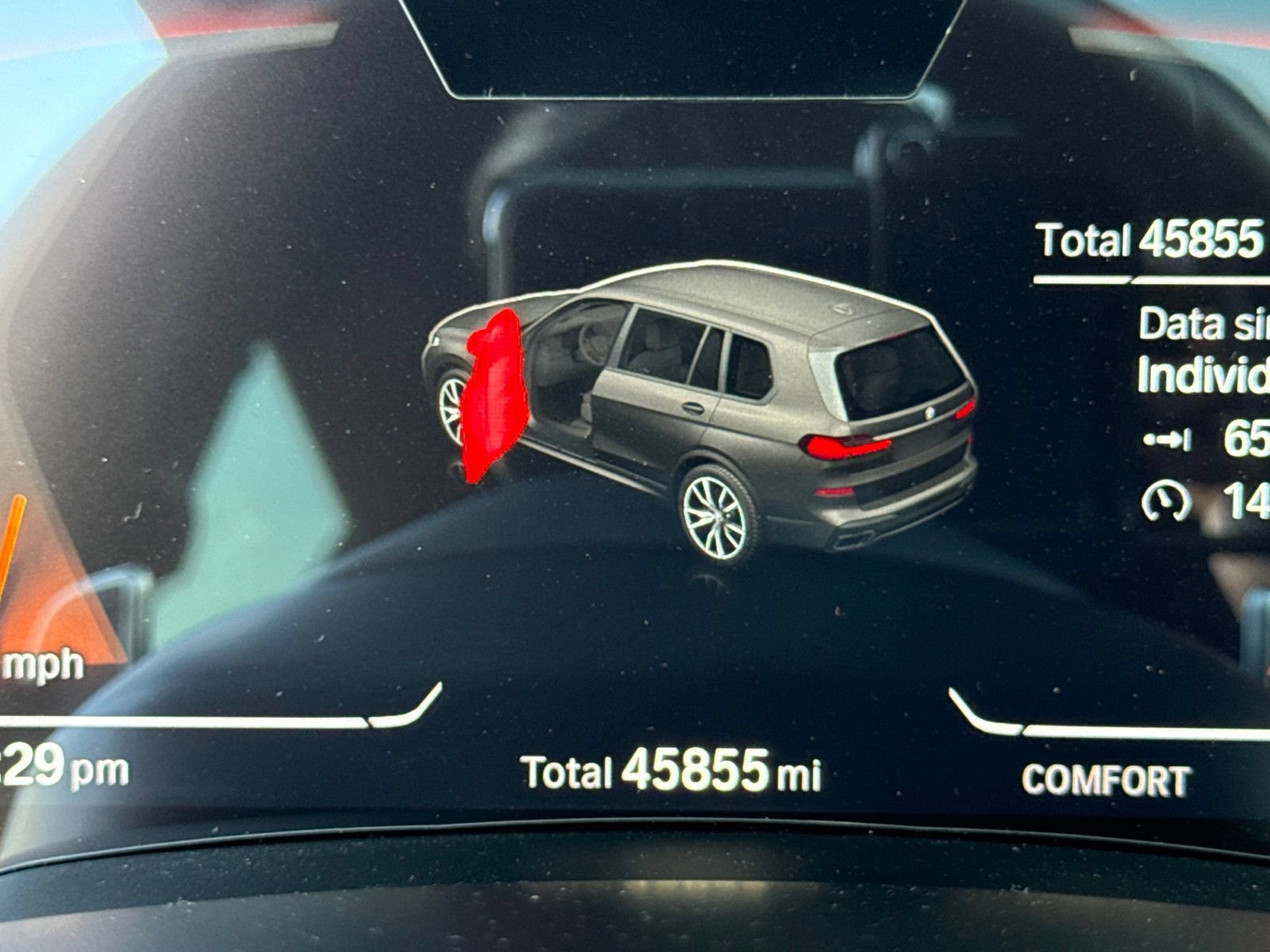 Used 2022 BMW X7 xDrive40i w/ M Sport Package AWD/4WD image 33