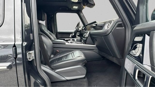 Used 2021 Mercedes-Benz G 550 w/ Exclusive Interior Package image 13