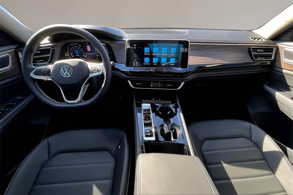 New 2026 Volkswagen Atlas SEL image 5