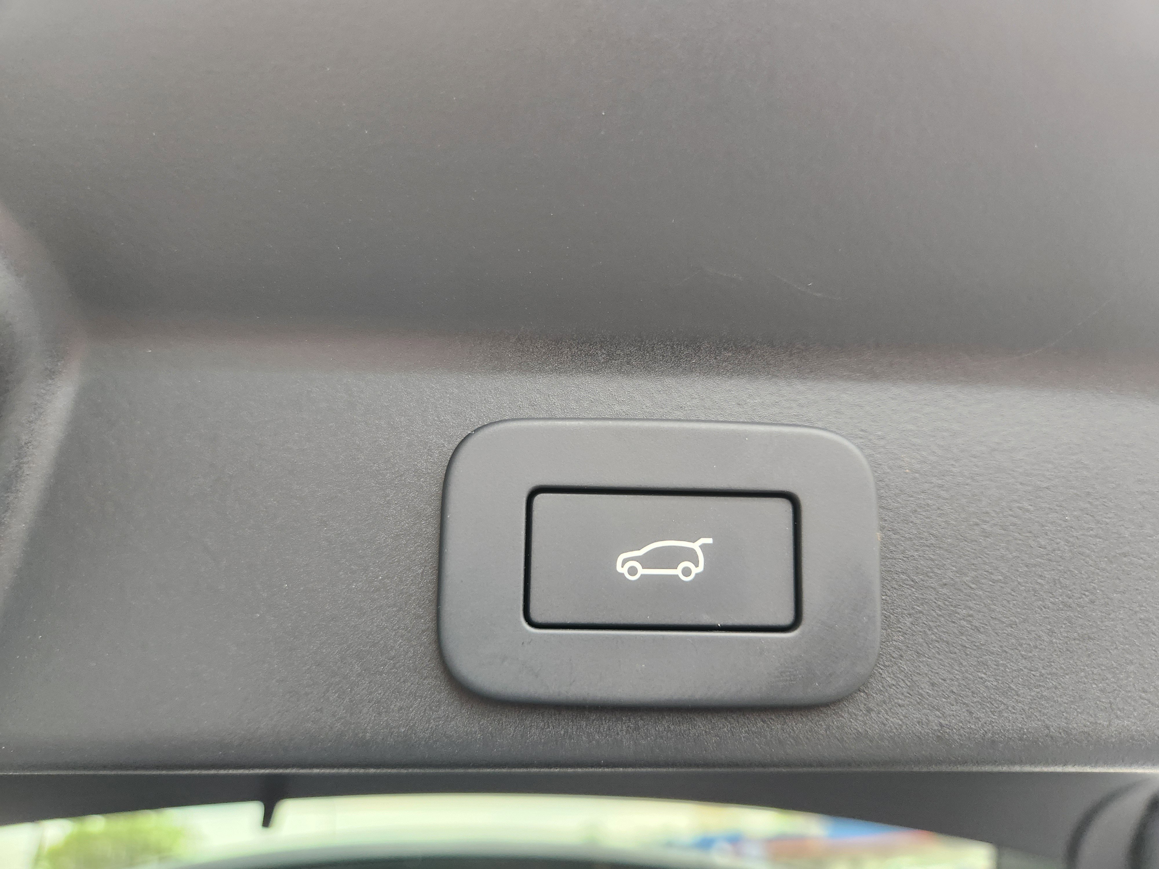 New 2026 Jaguar F-PACE R-Dynamic S image 20