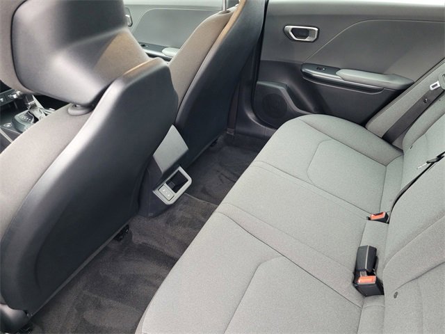 Used 2025 Kia K4 LXS image 9