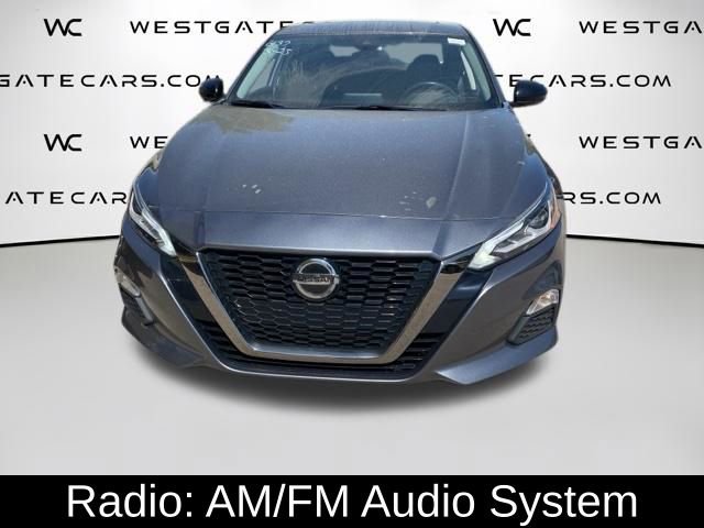 Used 2022 Nissan Altima 2.0 SR image 2