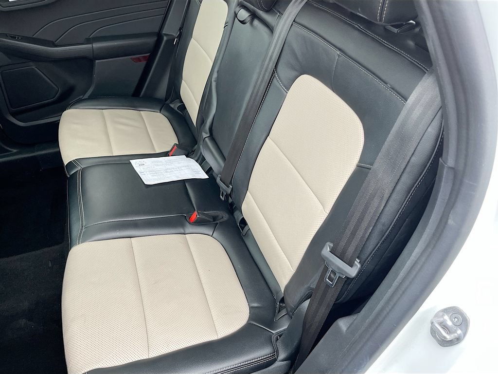 Used 2022 Ford Escape Titanium w/ Titanium Elite Package AWD/4WD image 26