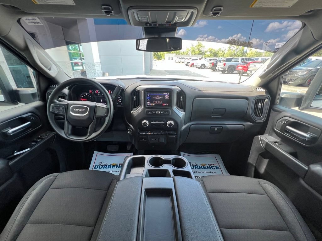 Used 2024 GMC Sierra 2500 Pro AWD/4WD image 2