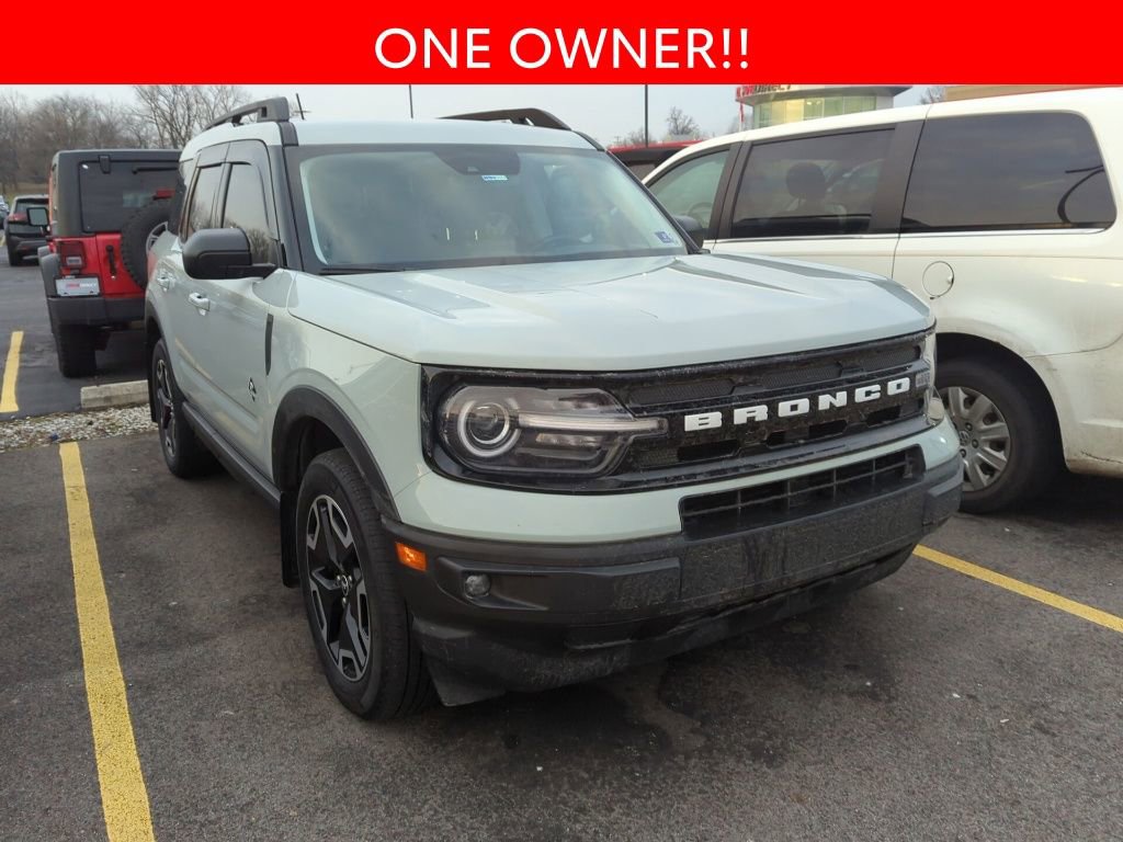 Used 2023 Ford Bronco Sport Outer Banks w/ Tech Package image 3
