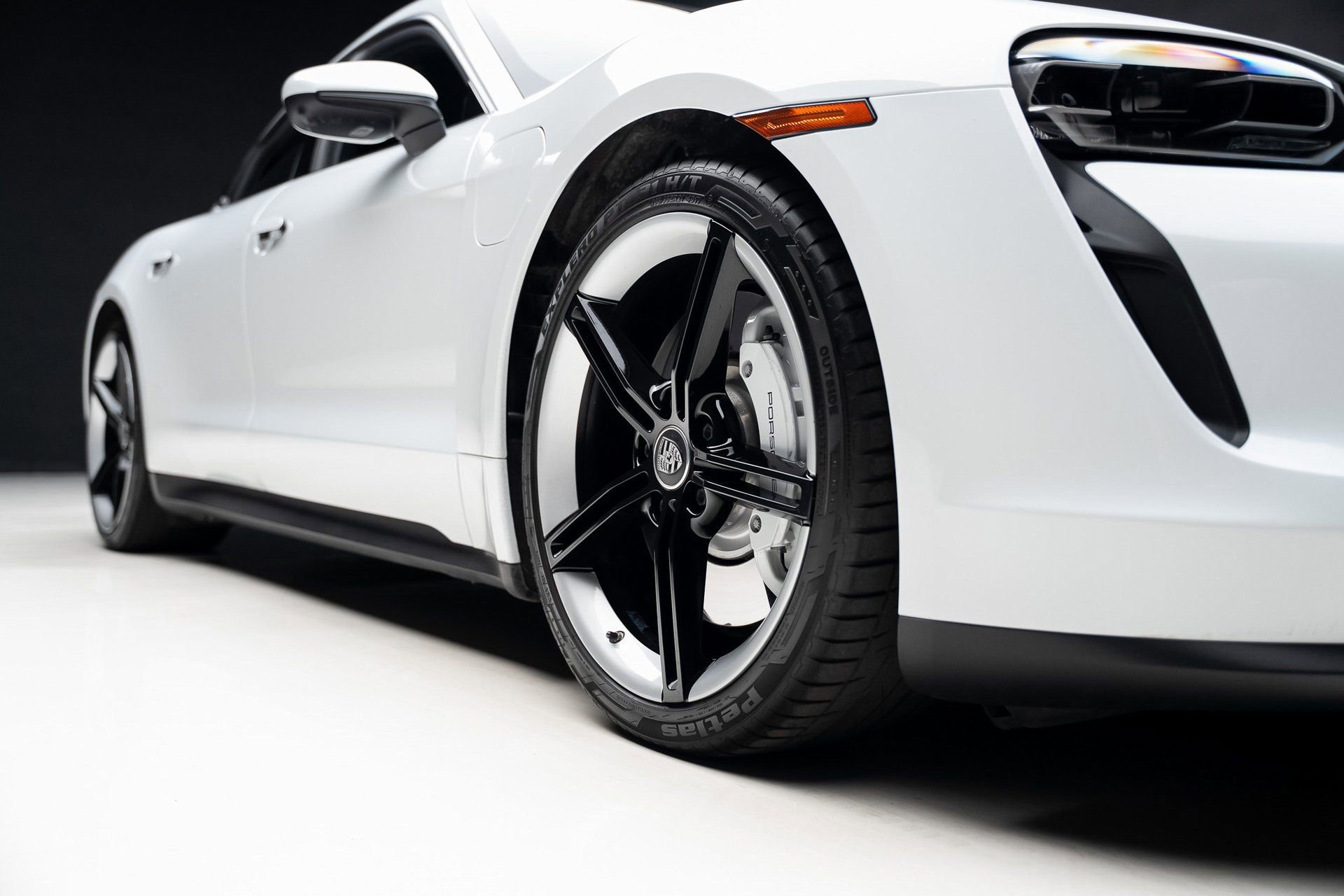 Used 2022 Porsche Taycan image 74