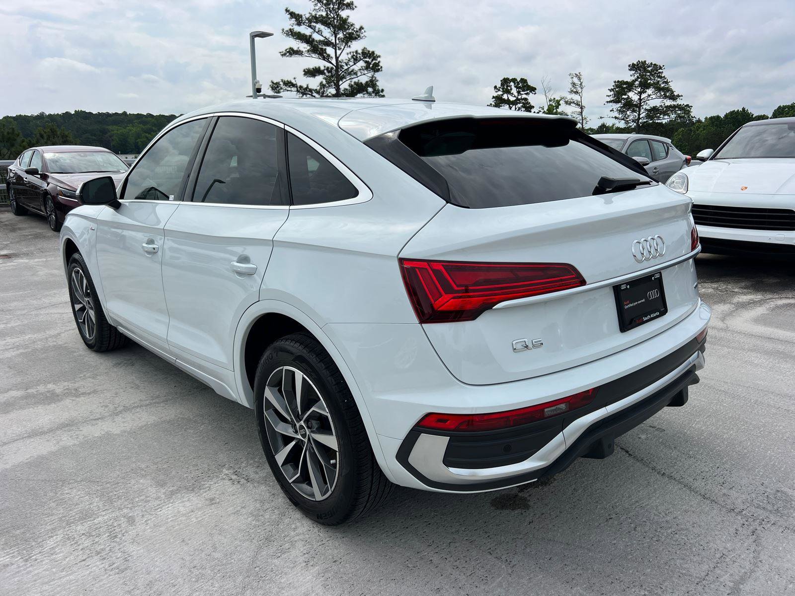 Used 2023 Audi Q5 2.0T Premium Plus w/ Premium Plus Package AWD/4WD image 7