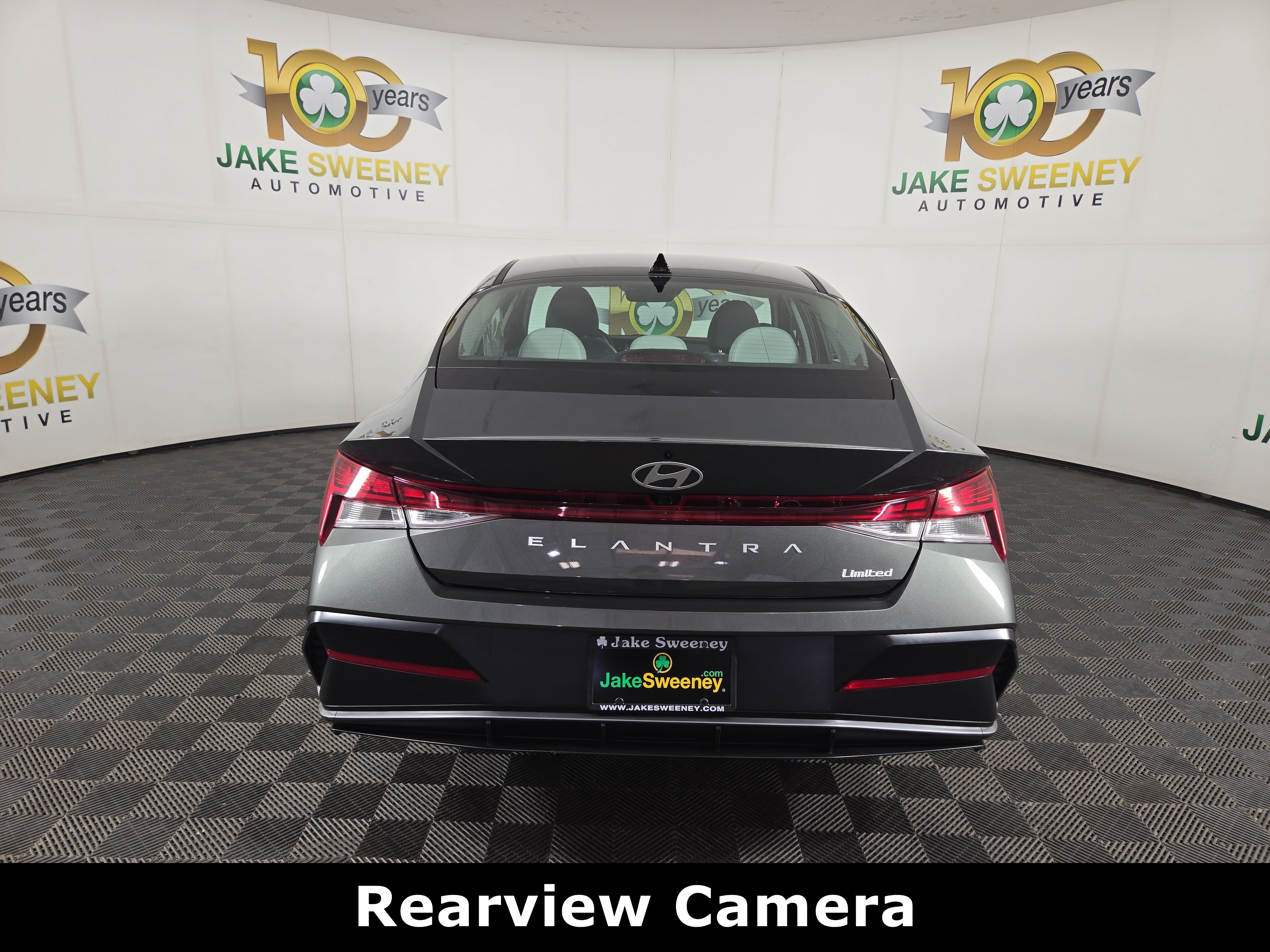 Used 2025 Hyundai Elantra Limited FWD image 7