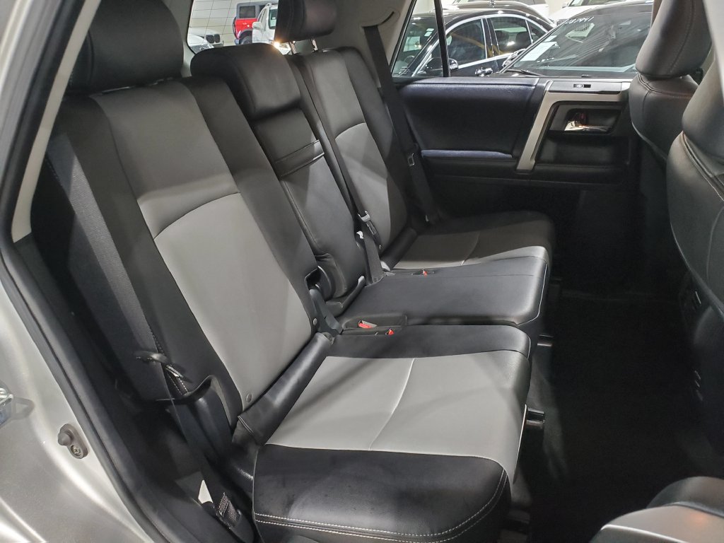 Used 2019 Toyota 4Runner SR5 Premium RWD image 19