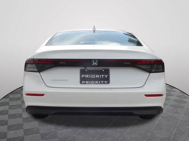 Used 2024 Honda Accord EX image 3