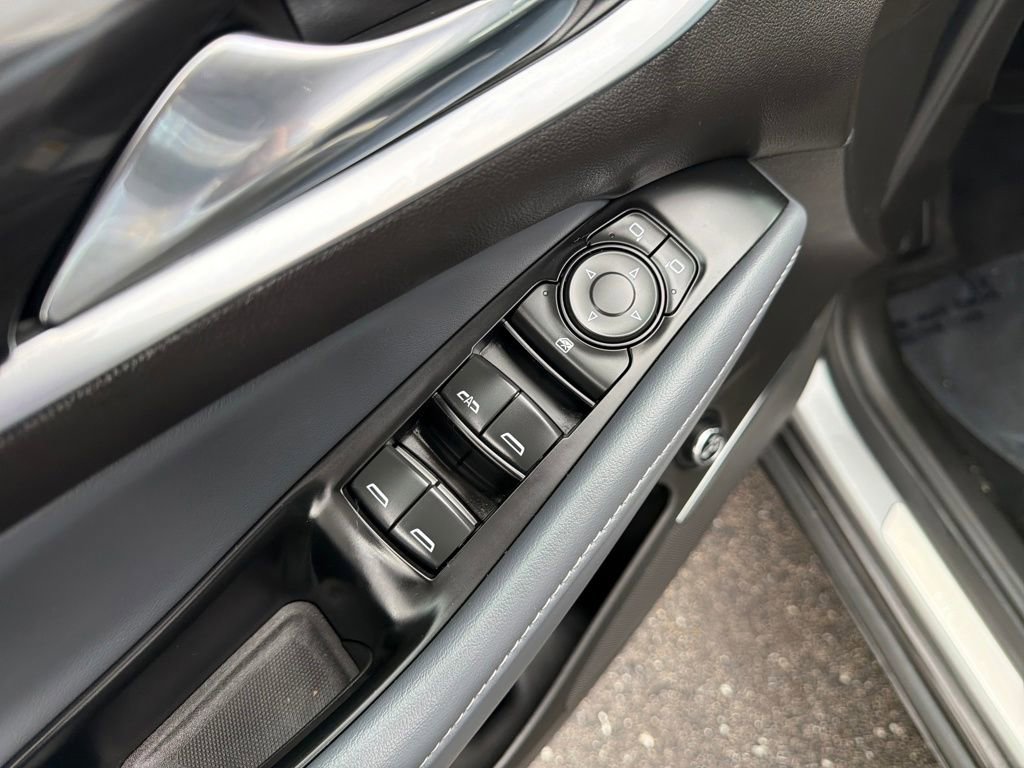 Used 2024 Buick Enclave Essence w/ Experience Buick Package image 13