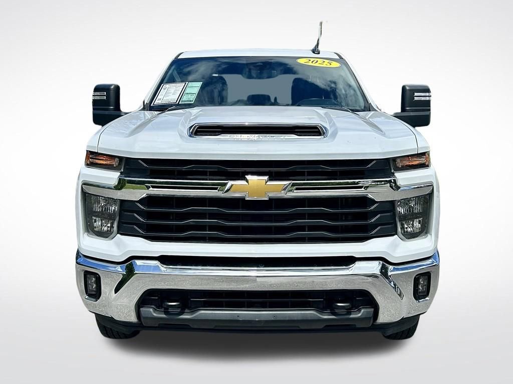 Used 2025 Chevrolet Silverado 2500 LT w/ Convenience Package AWD/4WD image 2