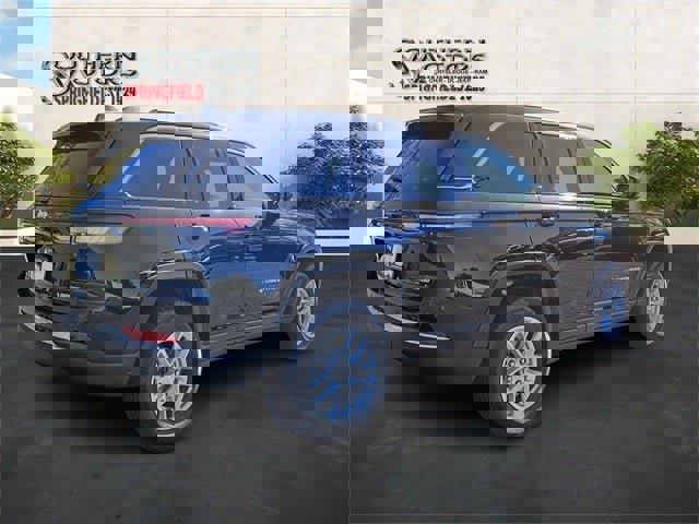 New 2025 Jeep Grand Cherokee Laredo X w/ Trailer Tow Package image 5