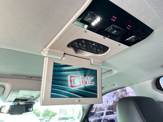 Used 2018 GMC Yukon SLT w/ Open Road Package AWD/4WD image 29