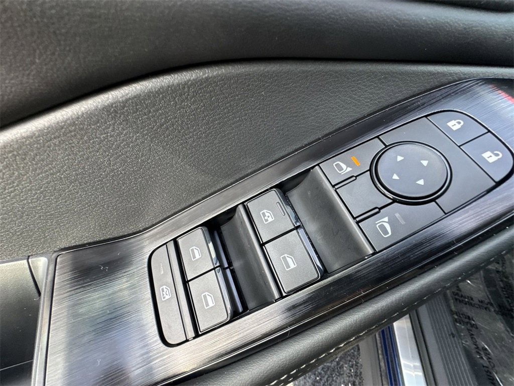 New 2026 Nissan Rogue SV image 13