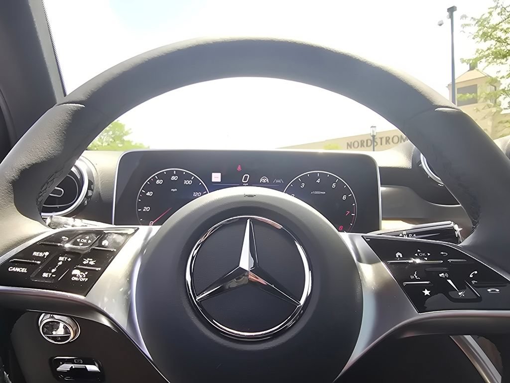 New 2026 Mercedes-Benz GLC 300 4MATIC image 28