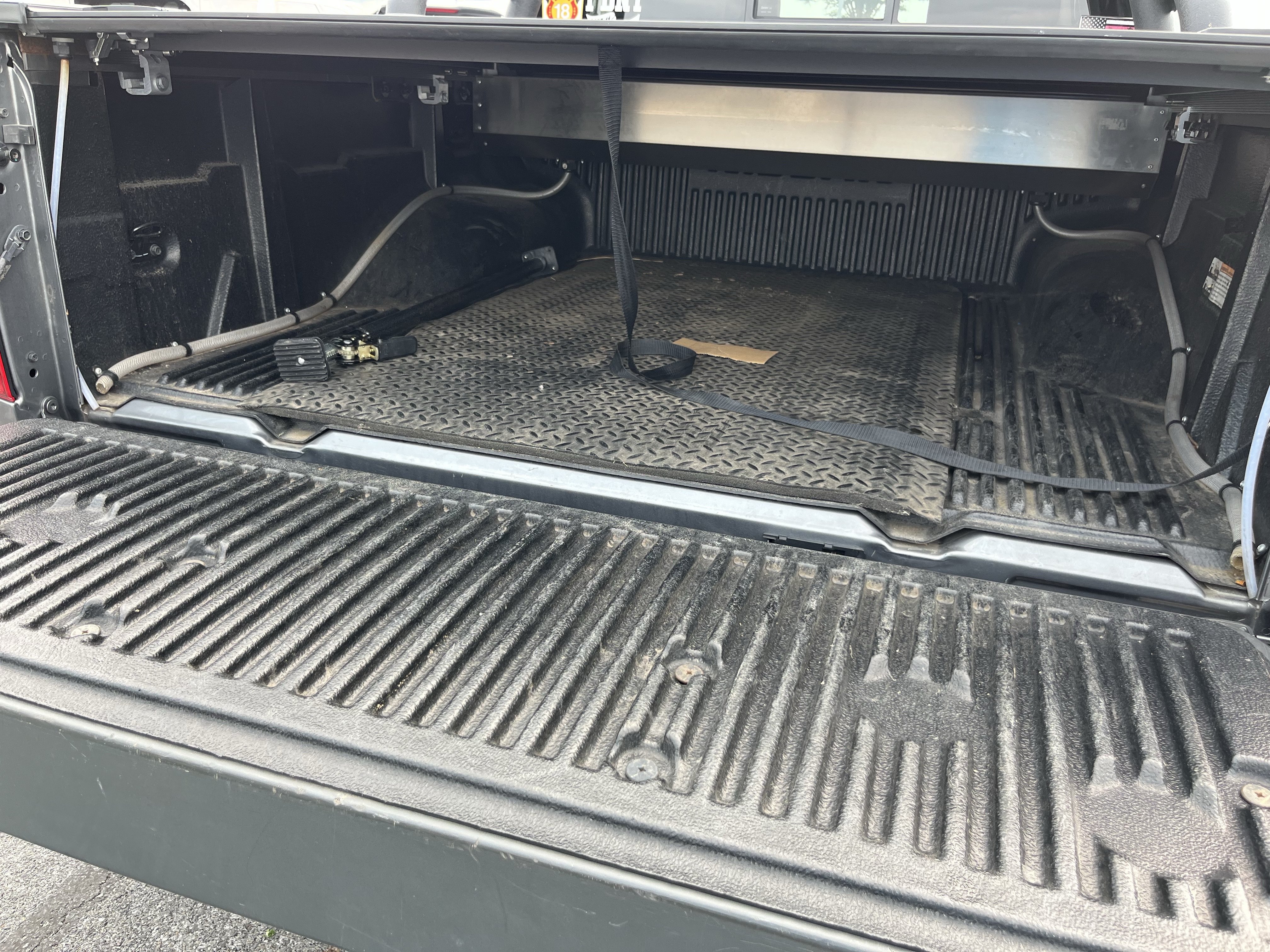 Used 2019 Nissan Frontier SV AWD/4WD image 3