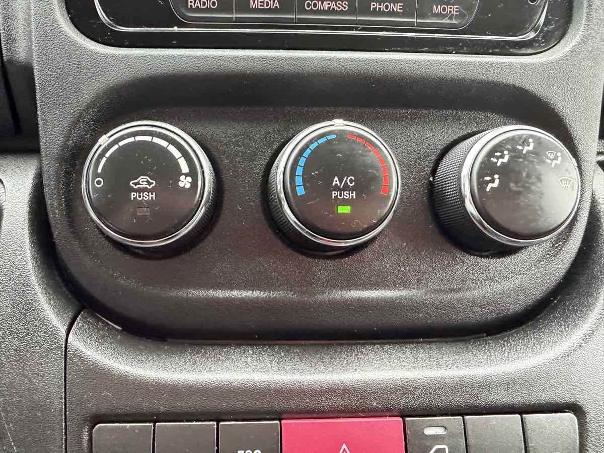 Used 2015 RAM ProMaster 1500 image 29