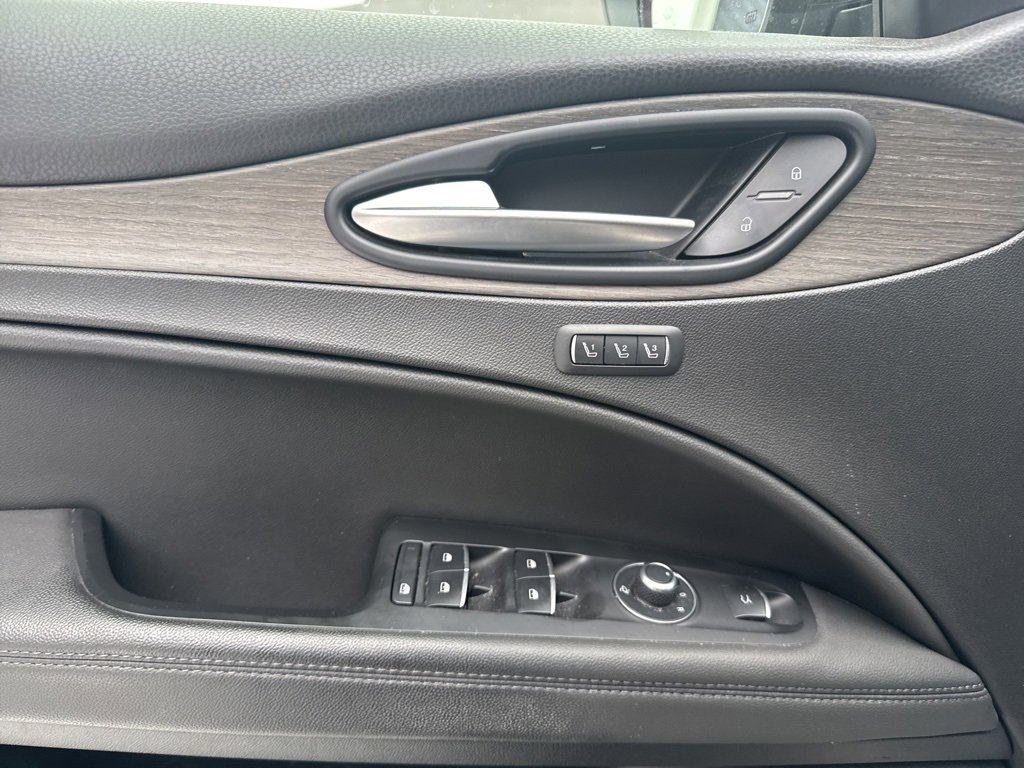 Used 2023 Alfa Romeo Stelvio Ti image 26