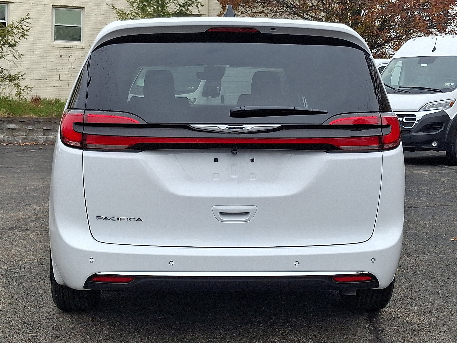 New 2026 Chrysler Pacifica Select image 5