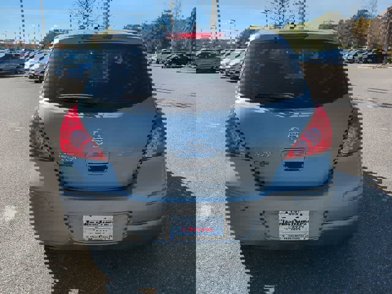 Used 2012 Nissan Versa 1.8 S image 5