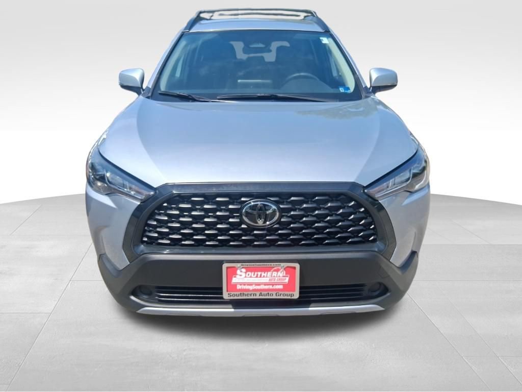 Used 2024 Toyota Corolla Cross LE AWD/4WD image 8