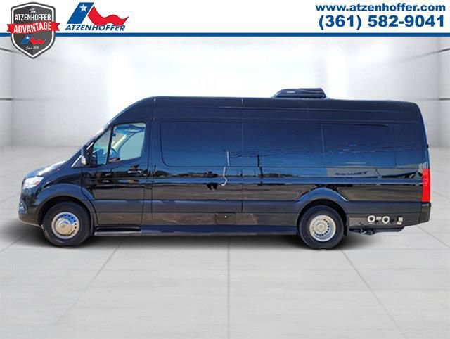 Used 2020 Mercedes-Benz Sprinter 3500 image 4