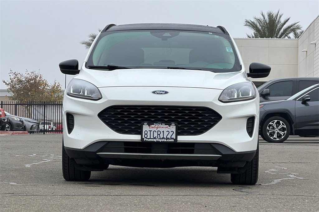 Used 2020 Ford Escape SE Sport image 11