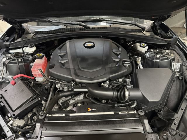 Used 2017 Chevrolet Camaro LT RWD image 27