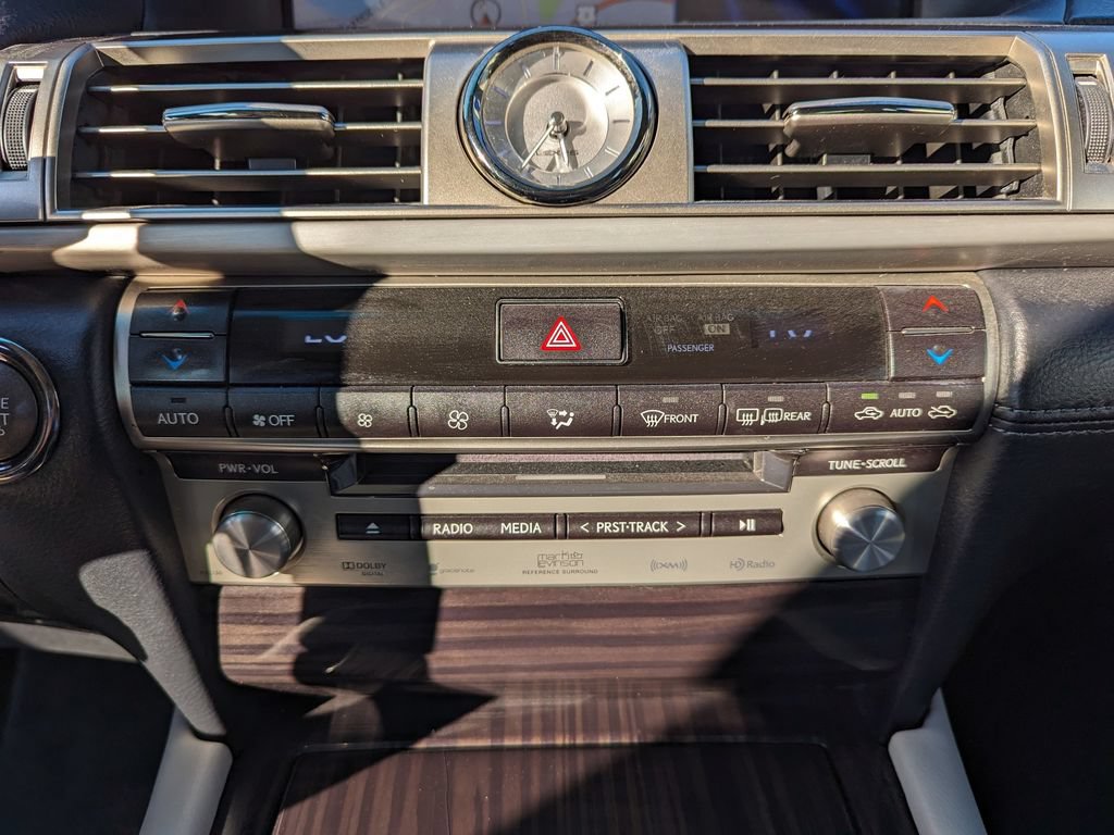 Used 2013 Lexus LS 460 AWD w/ Comfort Pkg image 24