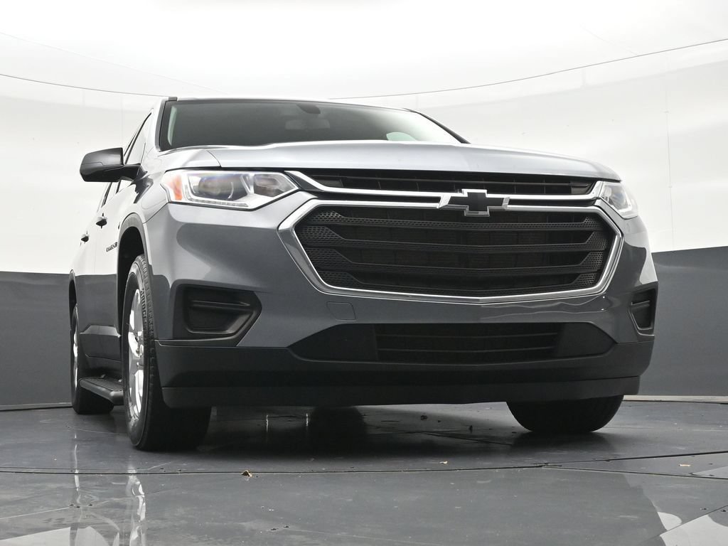 Used 2020 Chevrolet Traverse LS FWD image 35