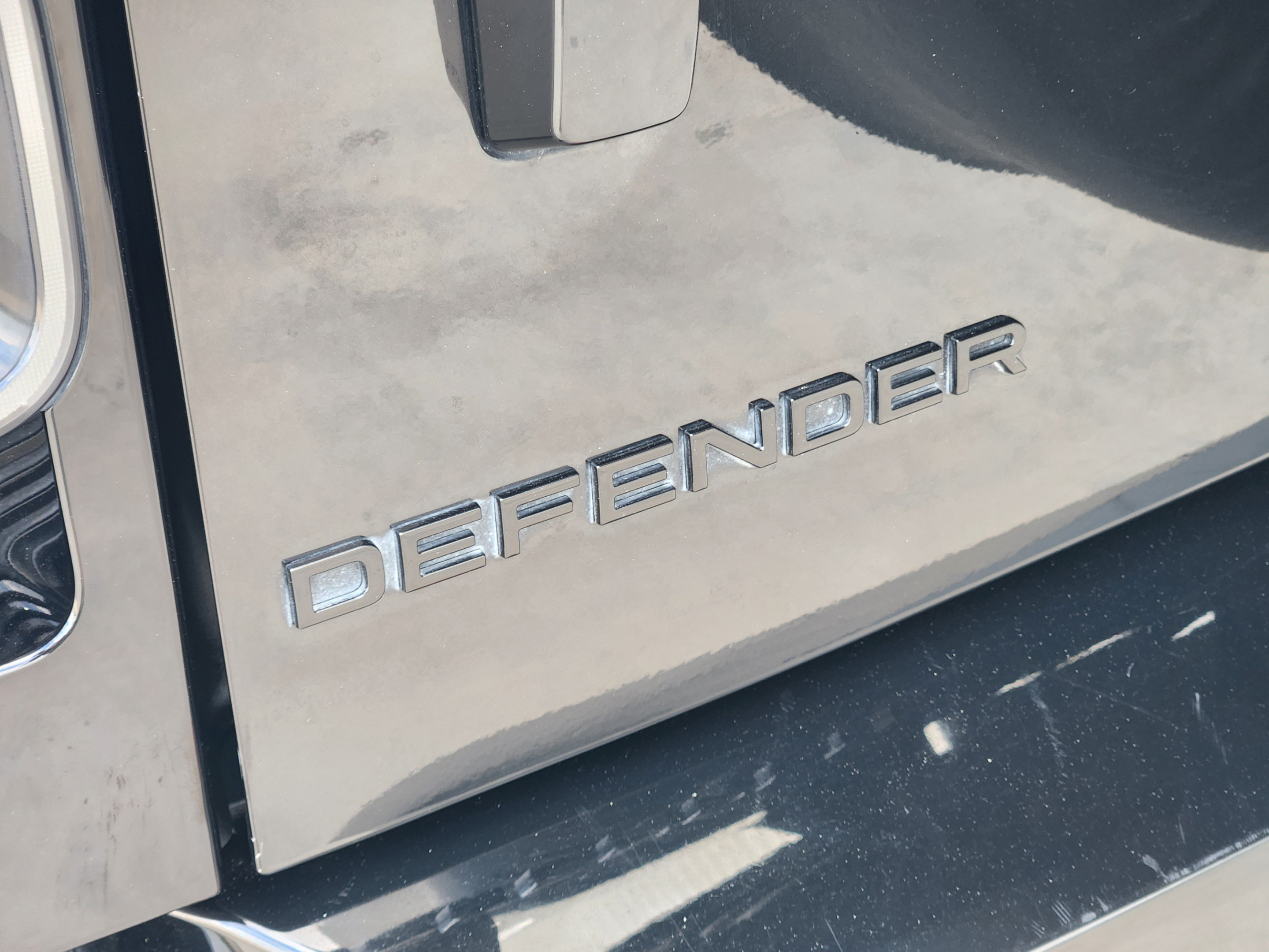 Certified 2023 Land Rover Defender 130 X AWD/4WD image 13