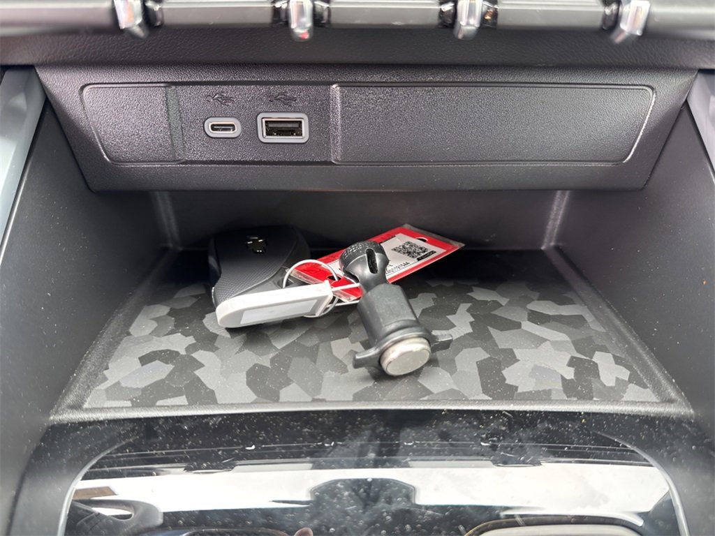 Used 2025 Chevrolet Colorado Trail Boss w/ Midnight Edition image 22