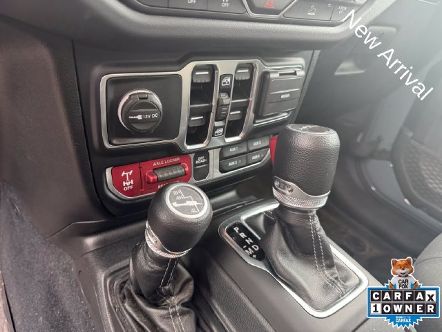 Used 2024 Jeep Gladiator Mojave w/ Technology Group AWD/4WD image 8